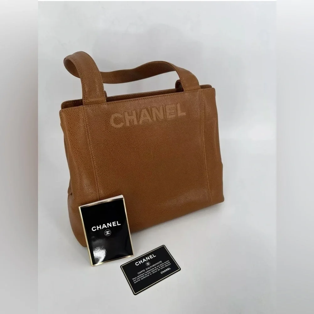 Vintage 90’s Chanel Caviar Leather Pebbled Logo Embossed Stitch Shoulder Bag Y2K